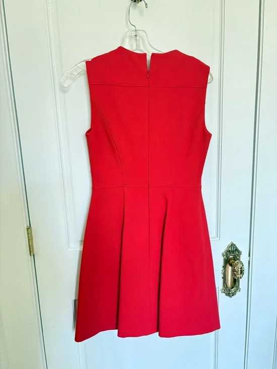 Karen Millen Sleeveless Red A-Line Dress with Button Front Detail - Picture 3 of 3
